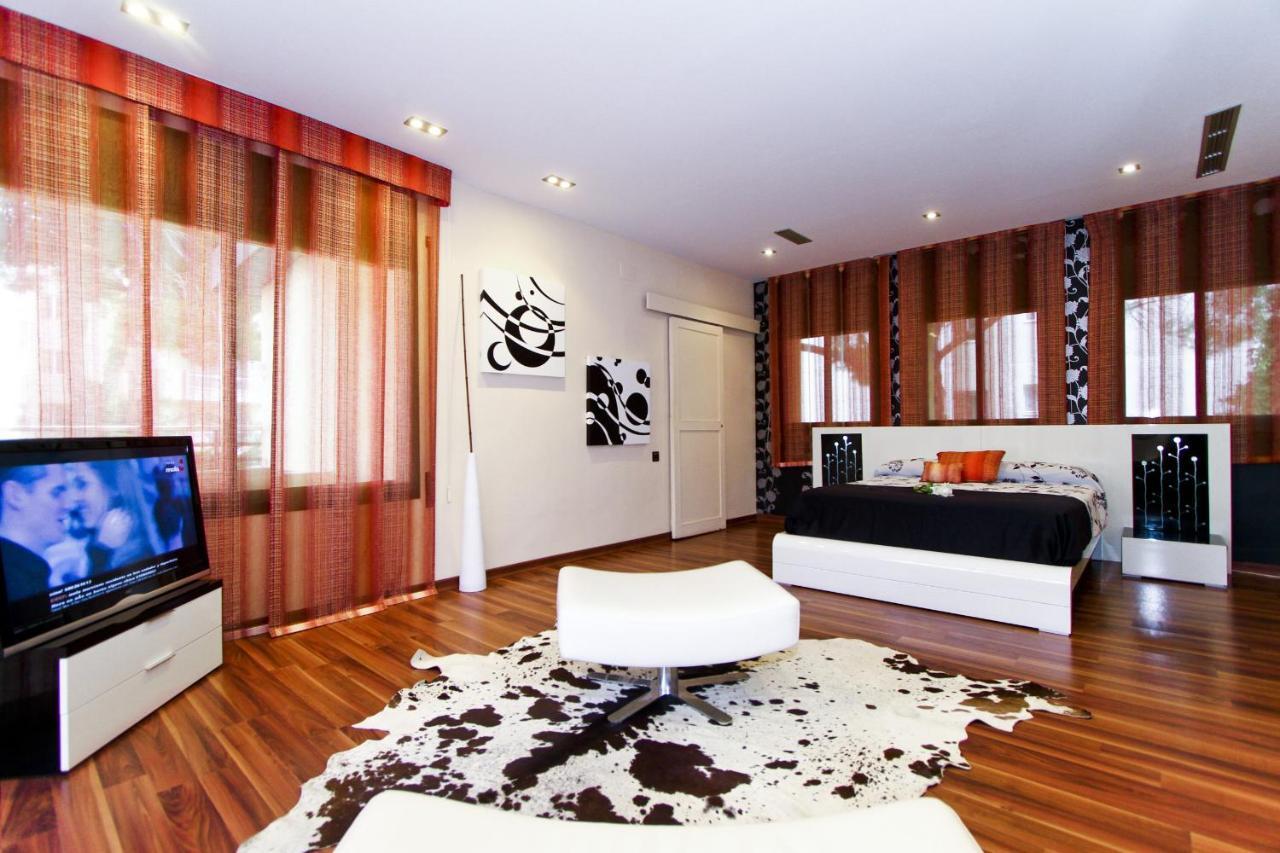 סאלו New Play Lake Villa מראה חיצוני תמונה